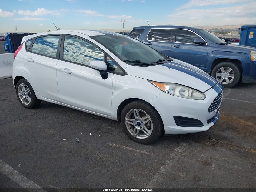 Vin: 3fadp4ej6hm115917, lot: 46822378, ford fiesta se 2017 img_1