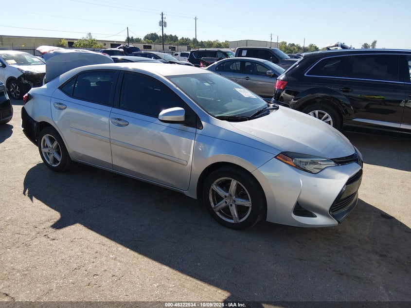 Vin: 5yfburhe4jp748159, lot: 46822782, toyota corolla le 2018 img_1