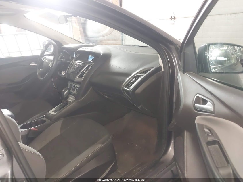 2014 FORD FOCUS SE · Фото 5