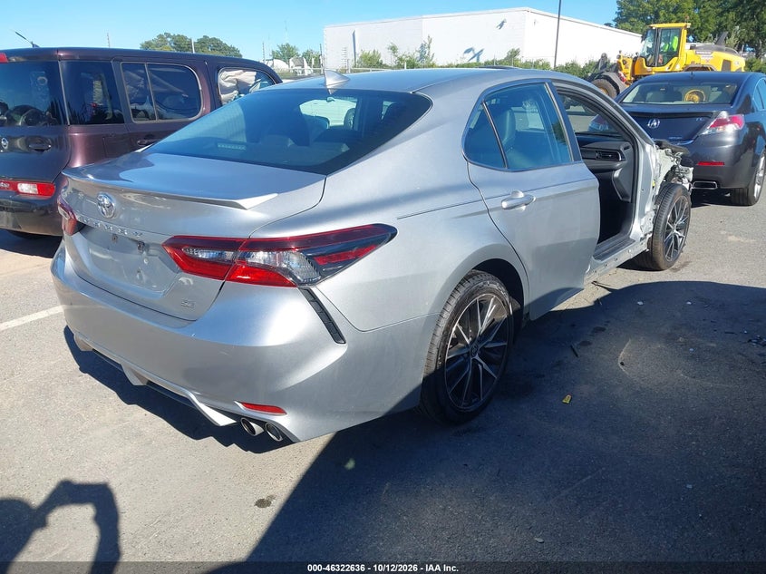 TOYOTA CAMRY - zdjęcie 4