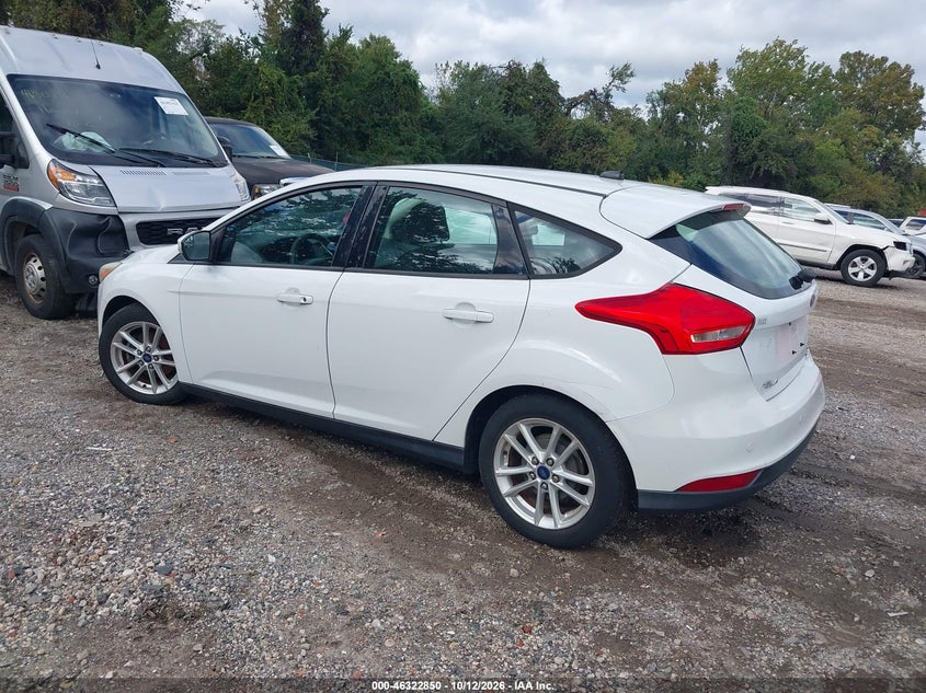 Vin: 1fadp3k23fl253310, lot: 46823098, ford focus se 20153