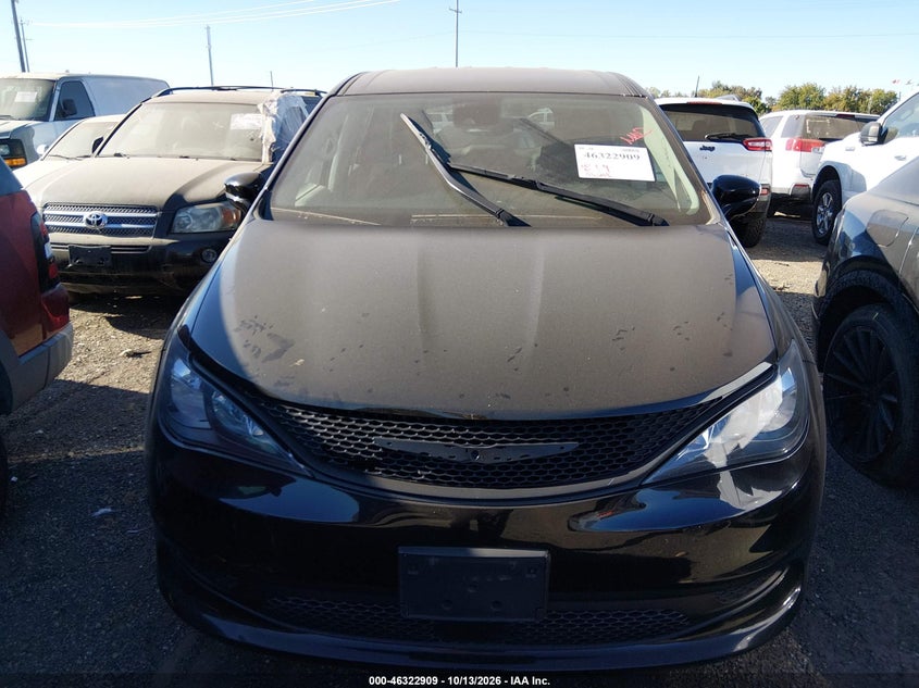 CHRYSLER VOYAGER 2024 VIN 2C4RC1CG3RR182079