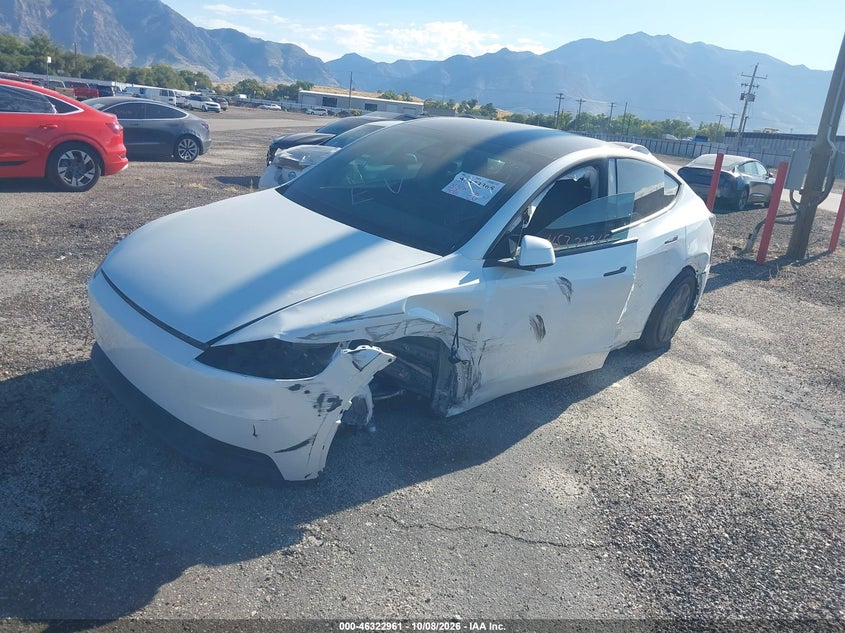 TESLA MODEL Y 2026 VIN 7SAYGDEEXTA662135