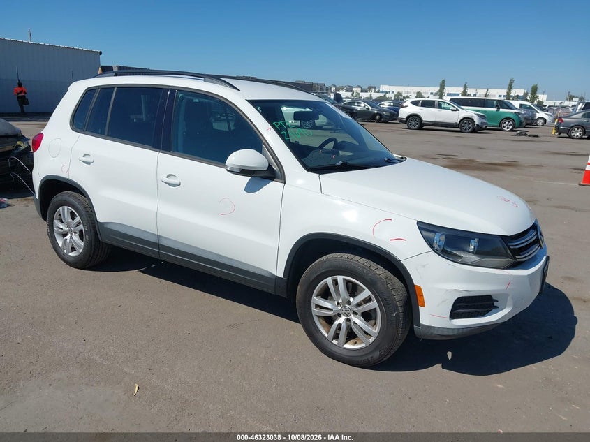 Vin: wvgav7ax4gw523809, lot: 46823286, volkswagen tiguan s 20161