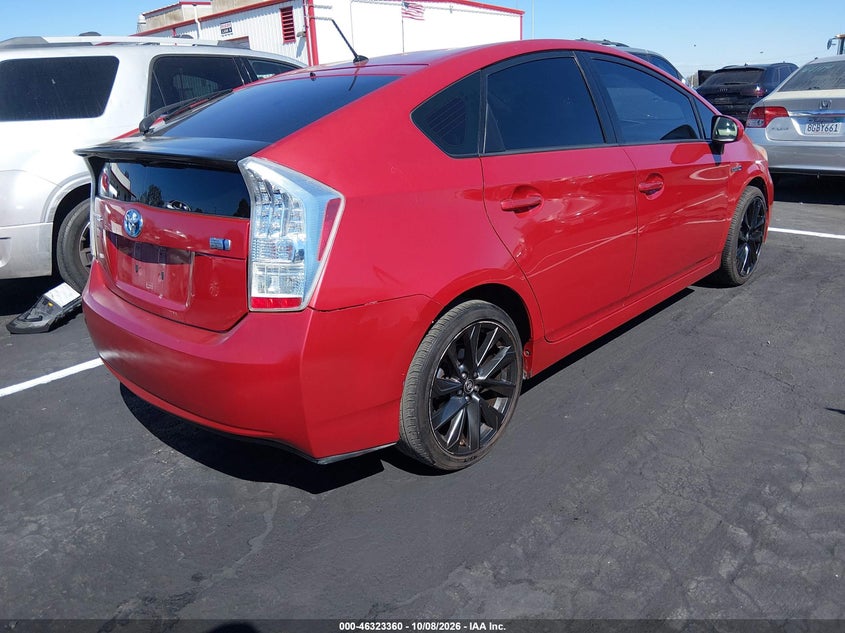 TOYOTA PRIUS - zdjęcie 4