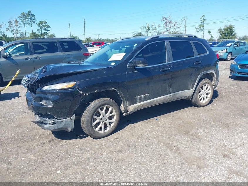 2017 Jeep Cherokee Latitude 4X4, Front End, IAAI, VIN 1C4PJMCS2HW545657 — photo 2