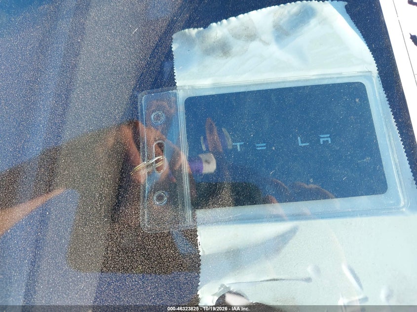 TESLA MODEL 3 - zdjęcie 11