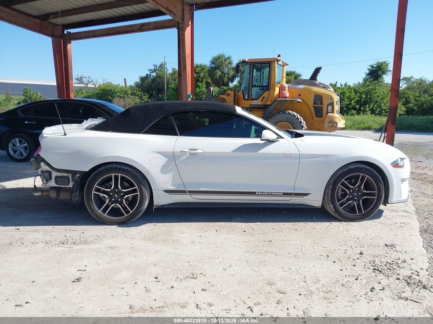 FORD MUSTANG - zdjęcie 14