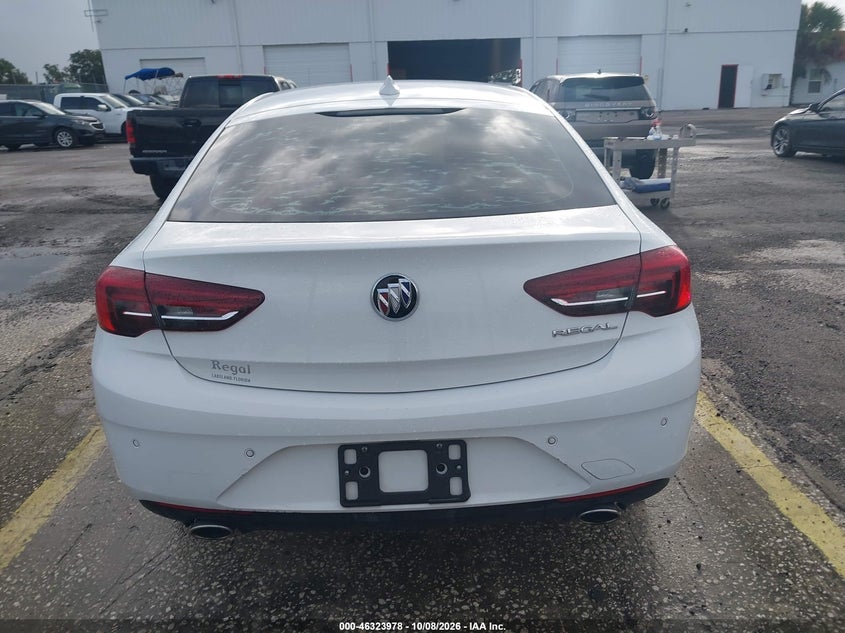 Фото 16 - BUICK REGAL SPORTBACK