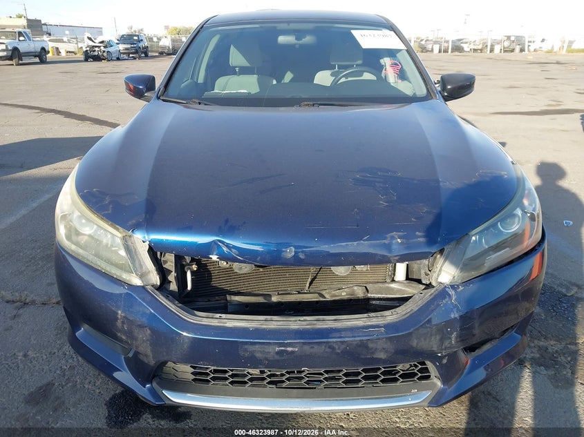 2013 HONDA ACCORD LX · Фото 12