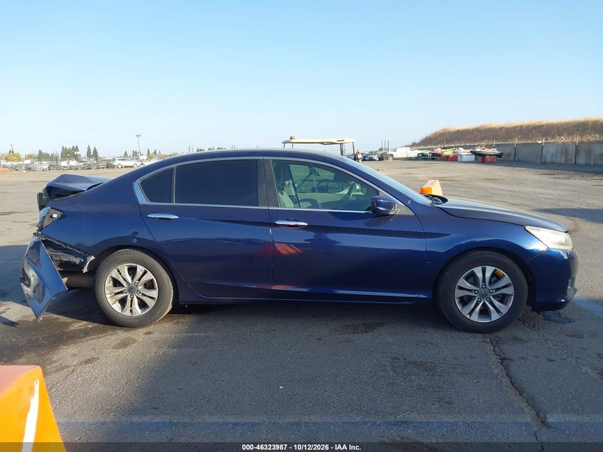 2013 HONDA ACCORD LX · Фото 13