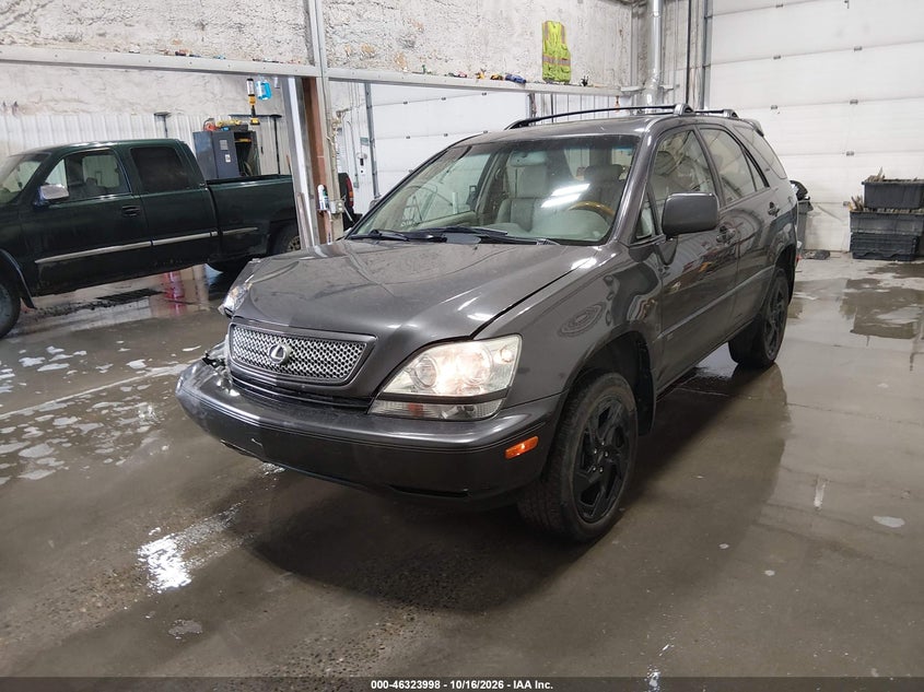 2002 Lexus Rx 300, Front End, IAAI, VIN JTJHF10U820278459 — photo 2