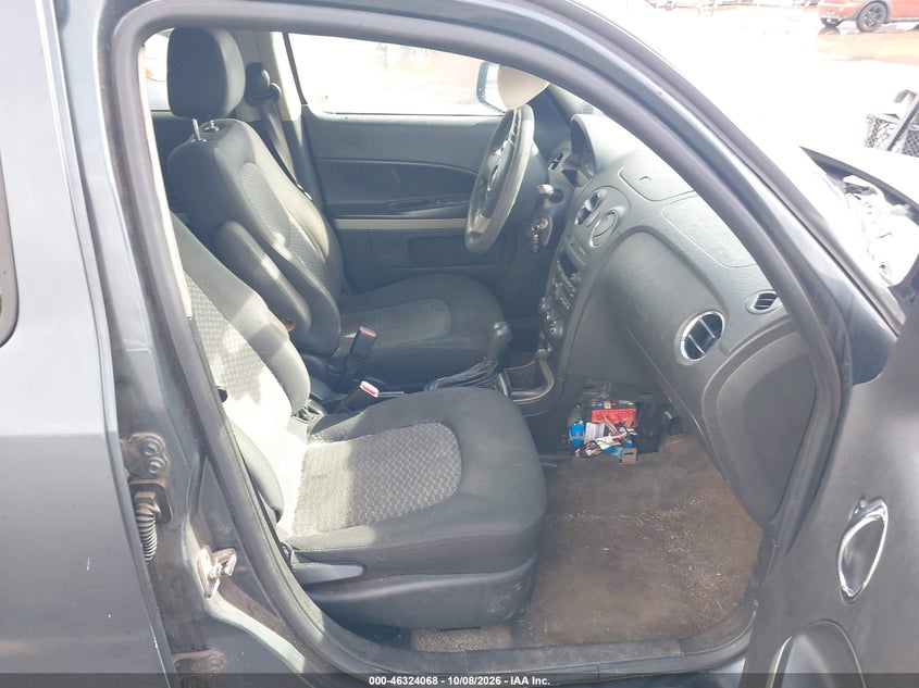CHEVROLET HHR 2011 VIN 3GNBABFW1BS558732
