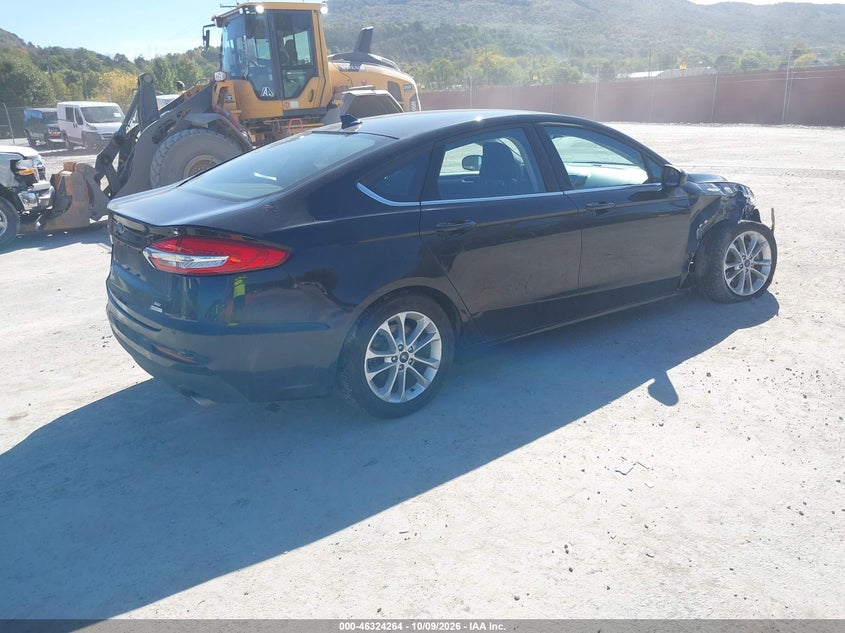 Vin: 3fa6p0hd8kr194430, lot: 46824517, ford fusion se 20194