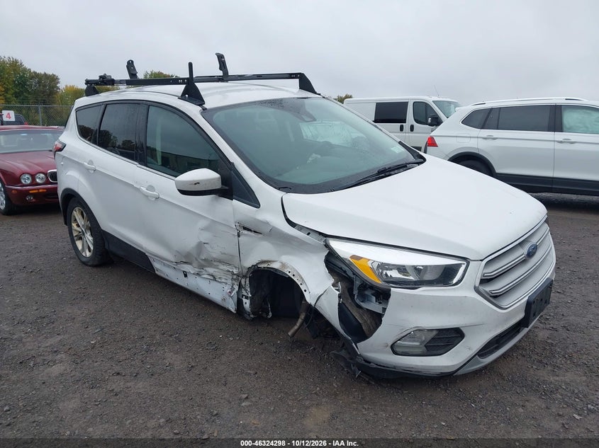 Vin: 1fmcu0gdxjuc50331, lot: 46824551, ford escape se 20181