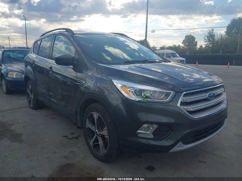 Vin: 1fmcu9hd2jud30435, lot: 46824587, ford escape sel 20181