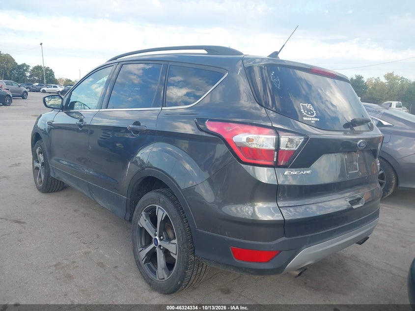 Vin: 1fmcu9hd2jud30435, lot: 46824587, ford escape sel 20183