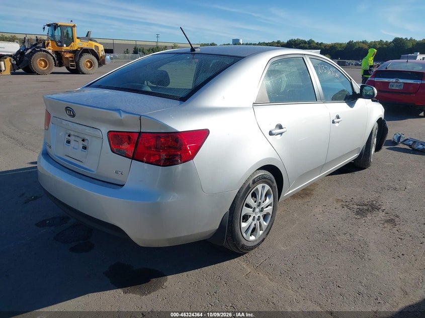 Vin: knafu4a26d5733570, lot: 46824617, kia forte ex 20134