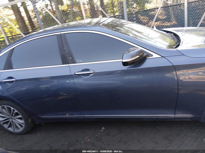 2016 HYUNDAI GENESIS 3.8 · Photo 13