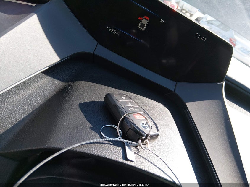 TOYOTA PRIUS PLUG-IN HYBRID - zdjęcie 11