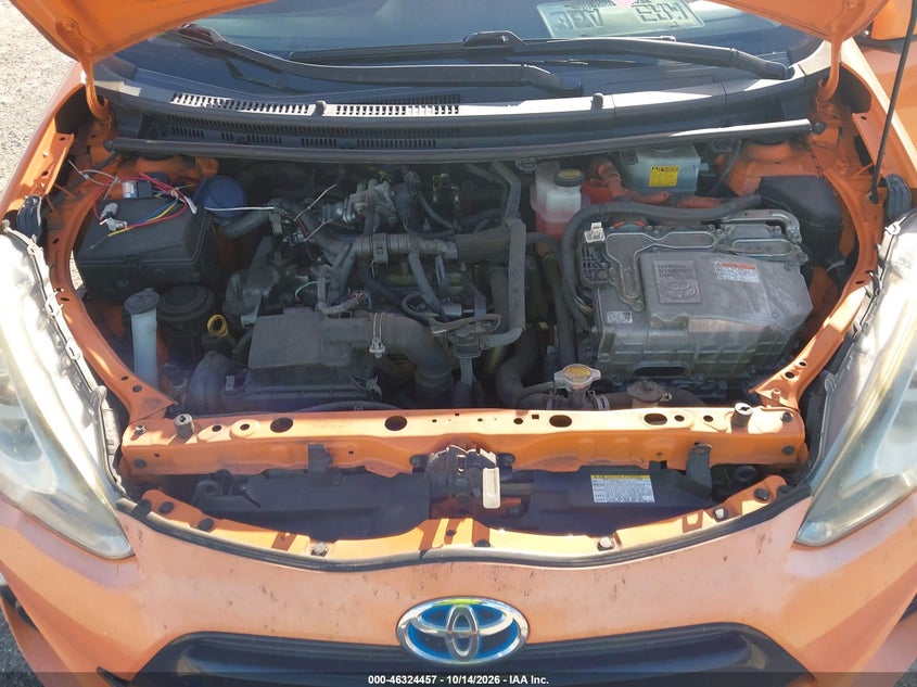 TOYOTA PRIUS C - zdjęcie 10