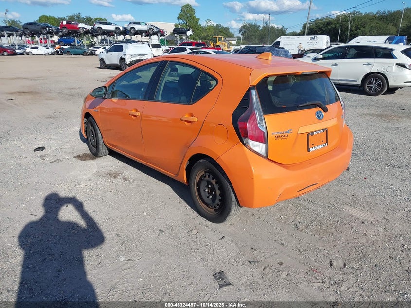 TOYOTA PRIUS C - zdjęcie 3