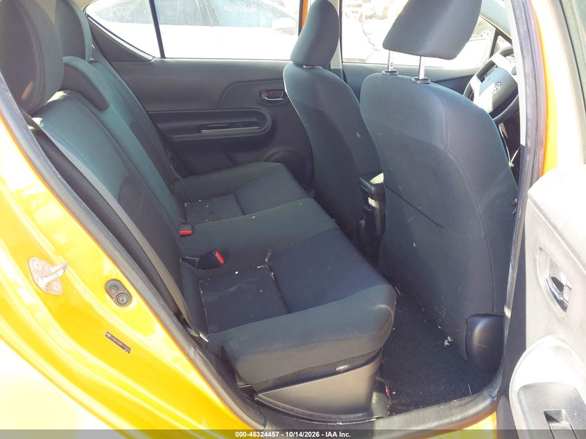 TOYOTA PRIUS C - zdjęcie 8