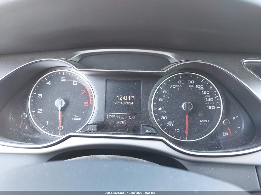 Фото 7 - AUDI A4