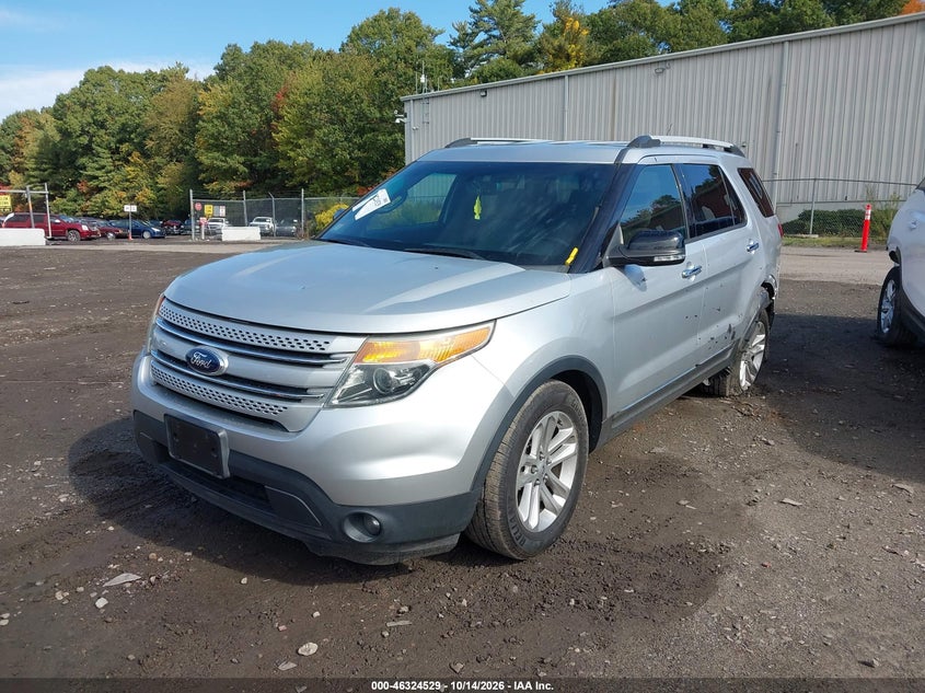 2014 Ford Explorer Xlt, Левый бок, IAAI, VIN 1FM5K8D84EGB38942 — фото 2