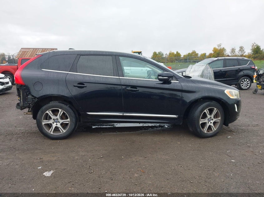 VOLVO XC60 - zdjęcie 14