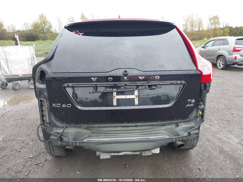 VOLVO XC60 - zdjęcie 17