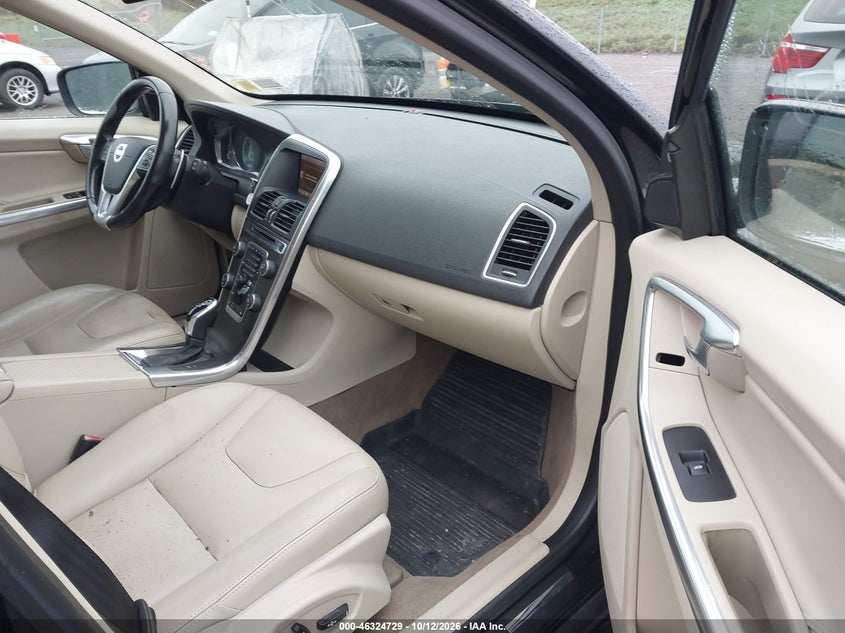 VOLVO XC60 - zdjęcie 5