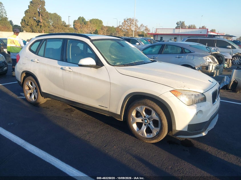 Vin: wbavm1c59fv318974, lot: 46825273, bmw x1 sdrive28i 20151