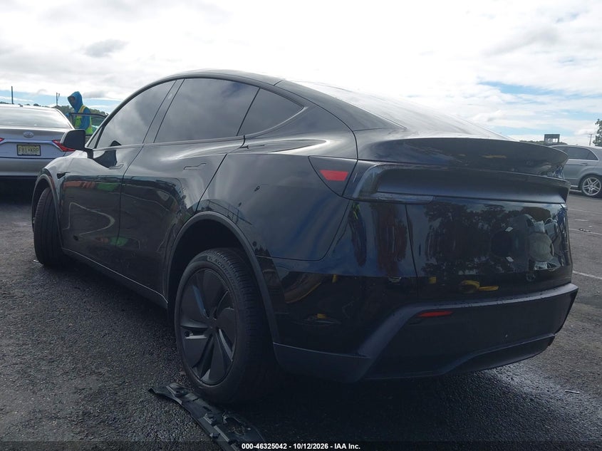 Vin: 7saygdee6ta692118, lot: 46825295, tesla model y all-wheel drive/long range launch series/premium all-wheel drive 20263