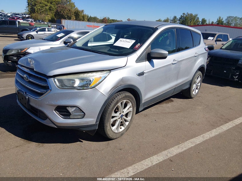 Vin: 1fmcu0gd2hua53342, lot: 46825420, ford escape se 20172