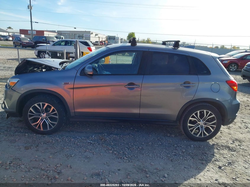 2019 MITSUBISHI OUTLANDER SPORT 2.0 SE · Фото 14