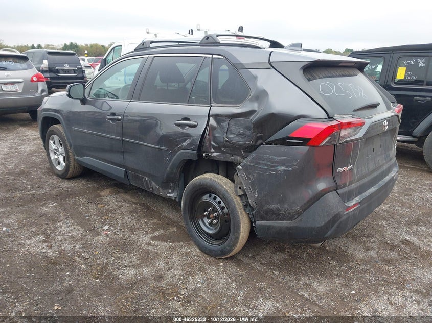 TOYOTA RAV4 - zdjęcie 3