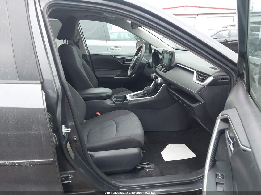 TOYOTA RAV4 - zdjęcie 5