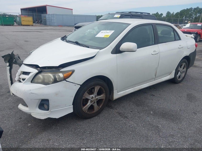 Vin: 2t1bu4ee0bc644812, lot: 46825680, toyota corolla s 20112