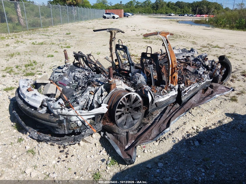 Vin: 5yjsa1e59mf453671, lot: 46825686, tesla model s long range dual motor all-wheel drive 20214
