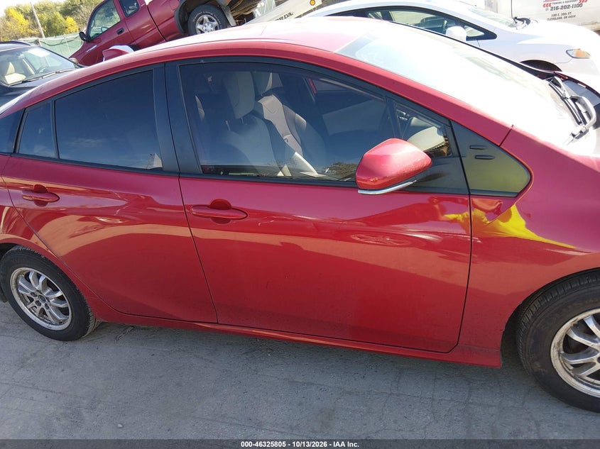 TOYOTA PRIUS PRIME - zdjęcie 14