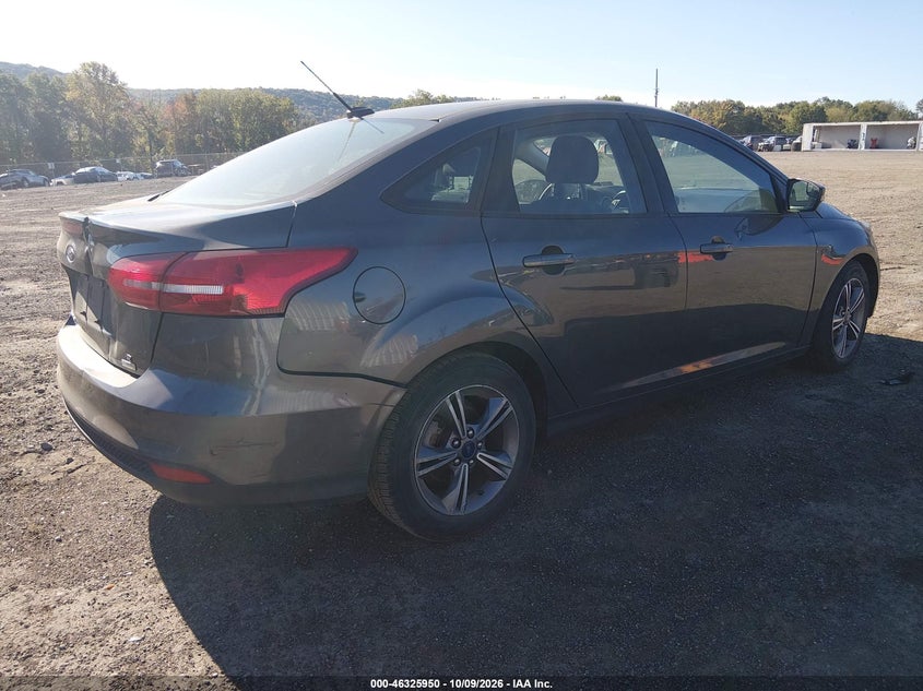 2017 FORD FOCUS SE · Фото 4