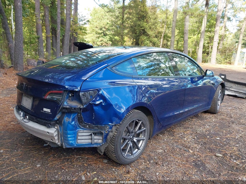 TESLA MODEL 3 - zdjęcie 6