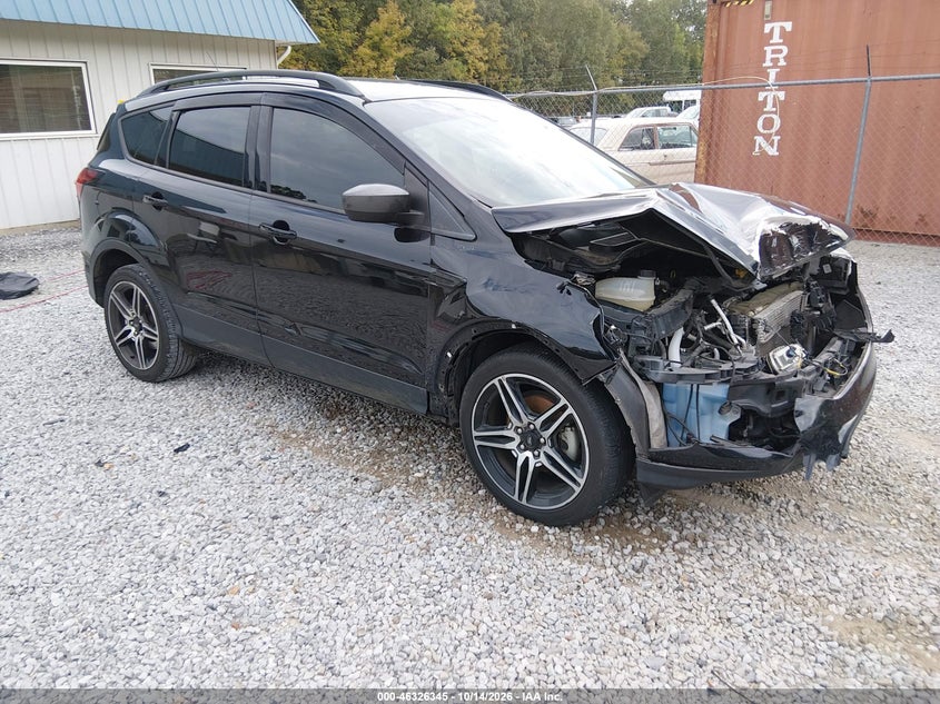 Vin: 1fmcu0hd2kua03742, lot: 46826598, ford escape sel 2019 img_1