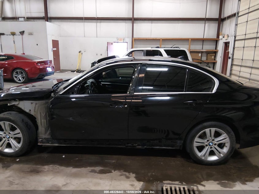 BMW 330I - zdjęcie 15