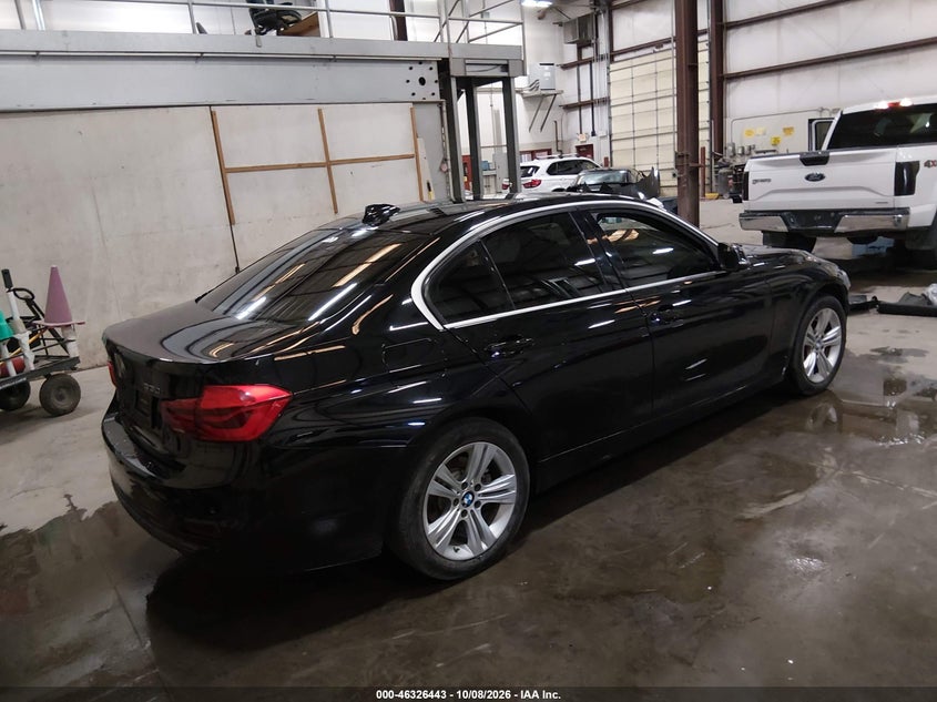 BMW 330I - zdjęcie 4