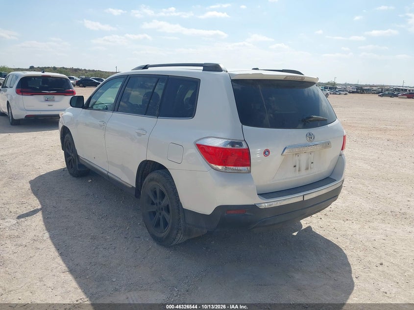 Vin: 5tdzk3eh7cs080836, lot: 46826797, toyota highlander base v6 20123