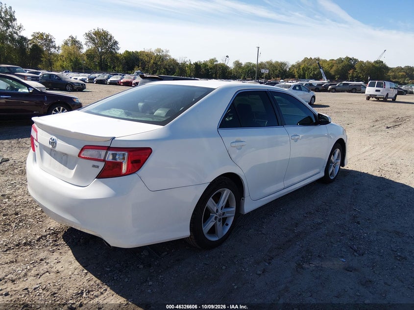 Vin: 4t1bf1fk7eu328758, lot: 46826859, toyota camry se 20144