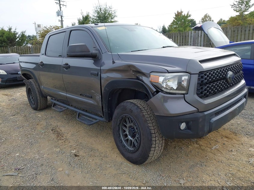 TOYOTA TUNDRA - zdjęcie 1