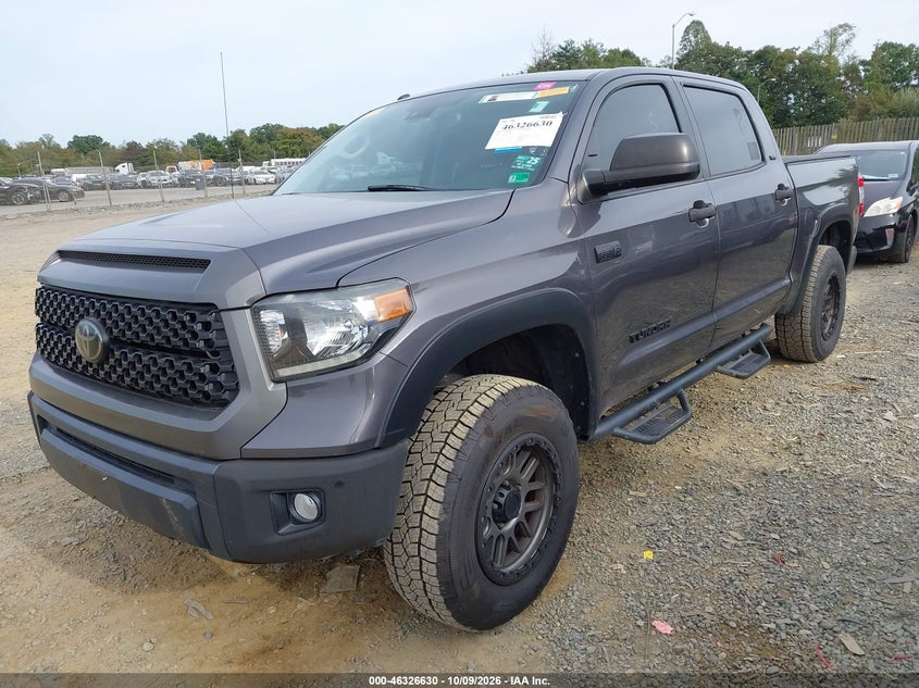 TOYOTA TUNDRA - zdjęcie 2